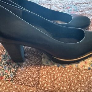 Paul Green Classic Black Heels
